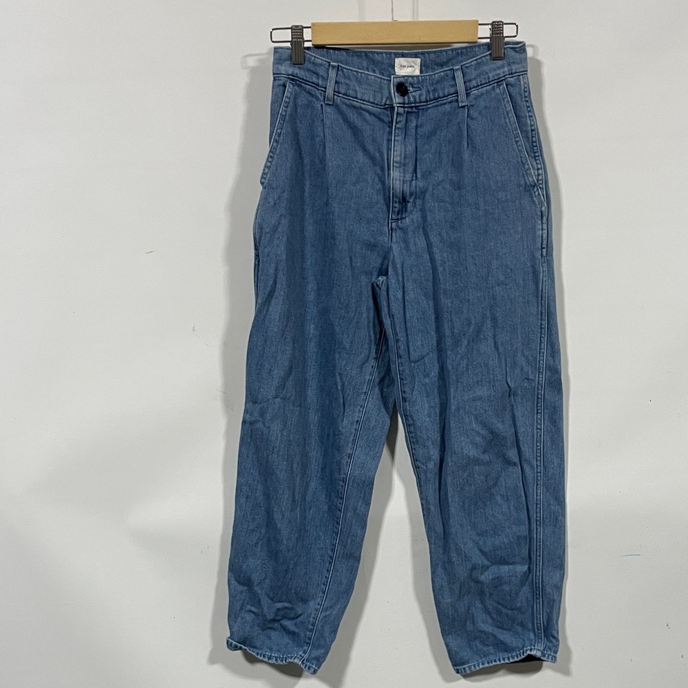 Wilfred Boyfriend Jeans in Medium Blue Denim (Size 6)
